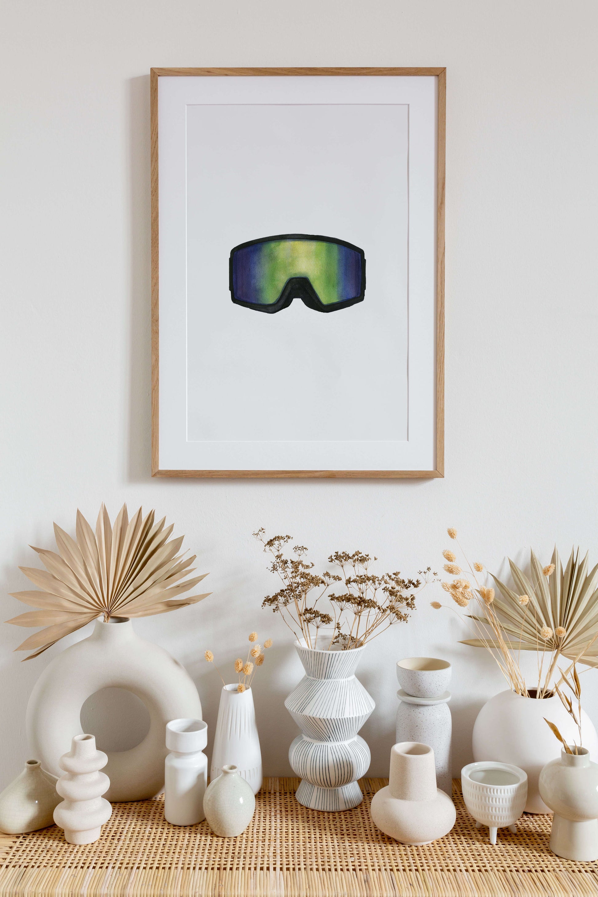 a picture of a picture of a pair of ski goggles